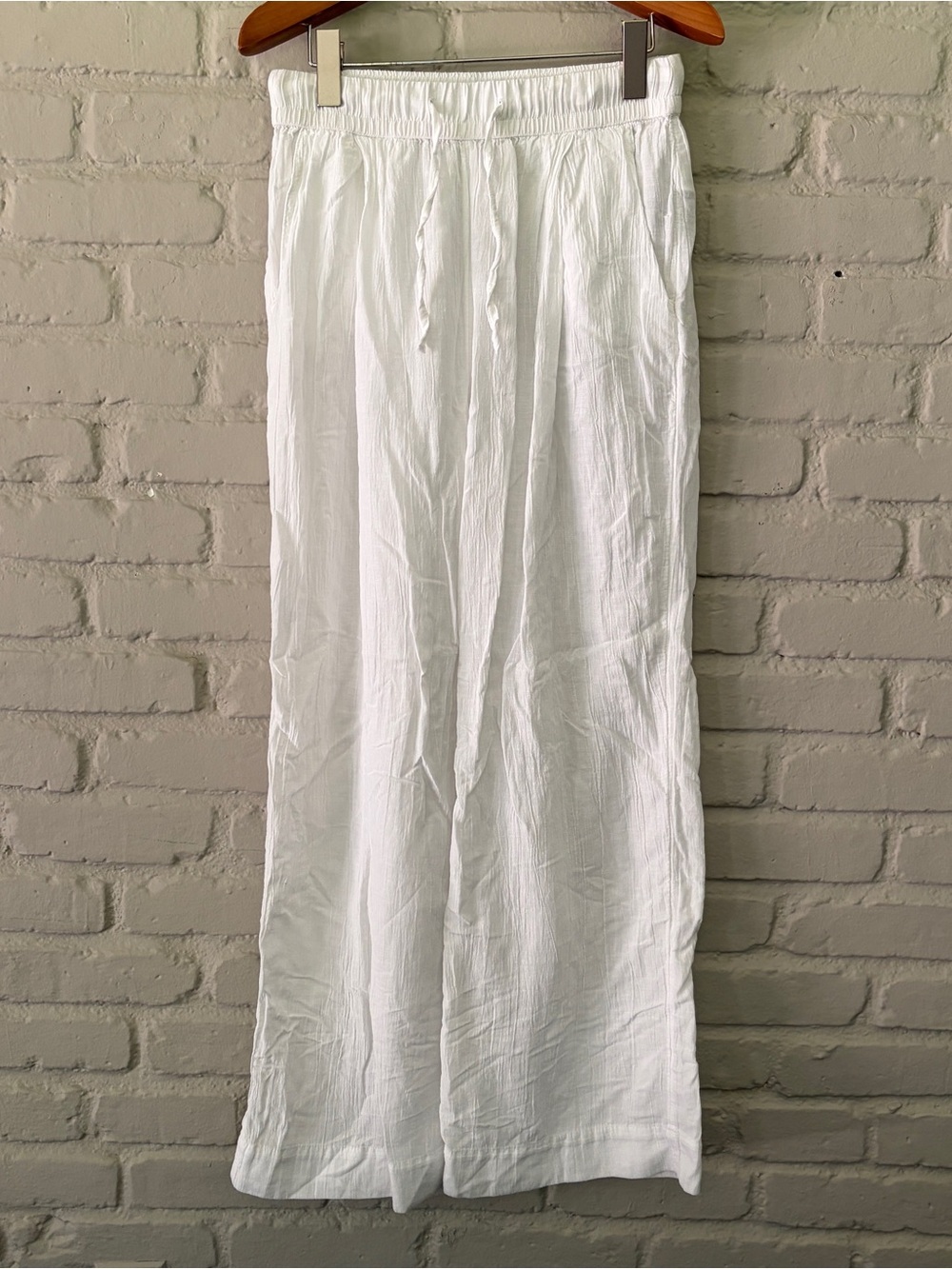 GAP White Flowy Linen Pants